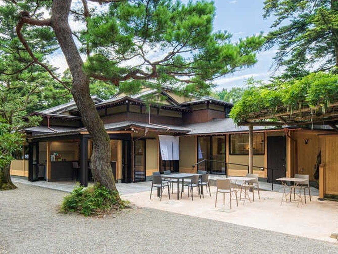 金澤・兼六園內老舖「兼六亭」吃早餐|土鍋炊飯治部煮膳/加賀棒茶粥膳