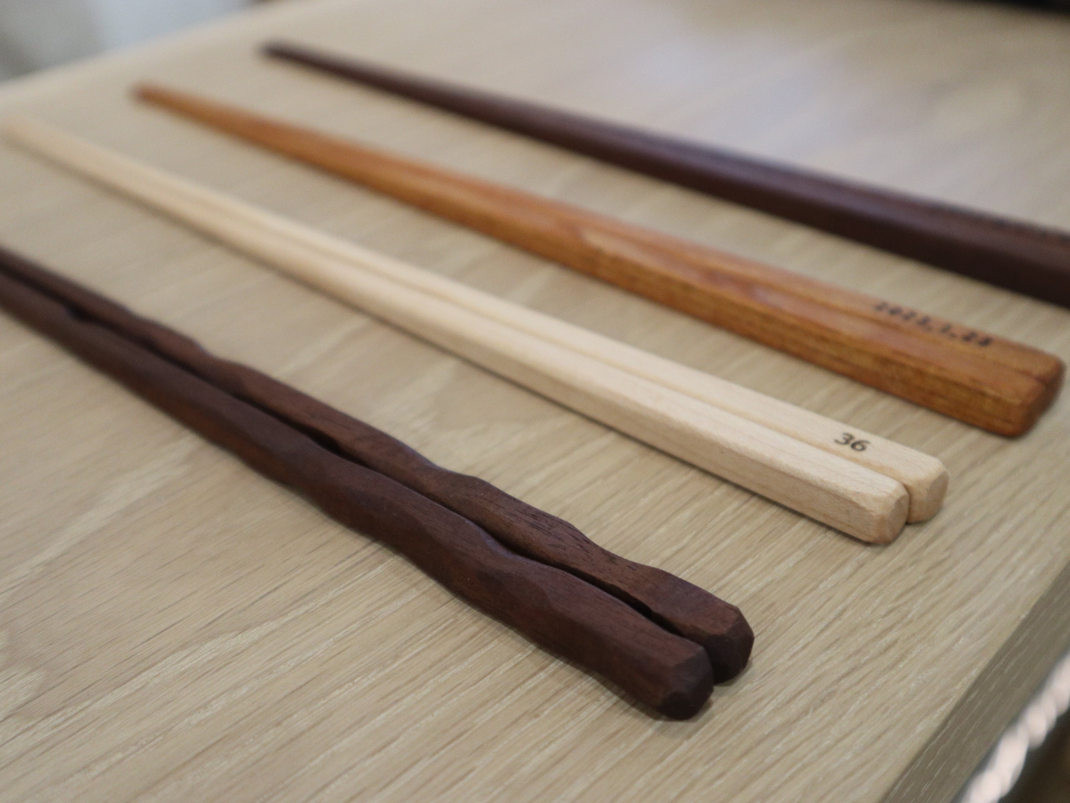 【北海道靜歲】與木紋對話:一雙筷子的靜謐旅程 單堂文化體驗|東川町|原木筷子製作體驗|