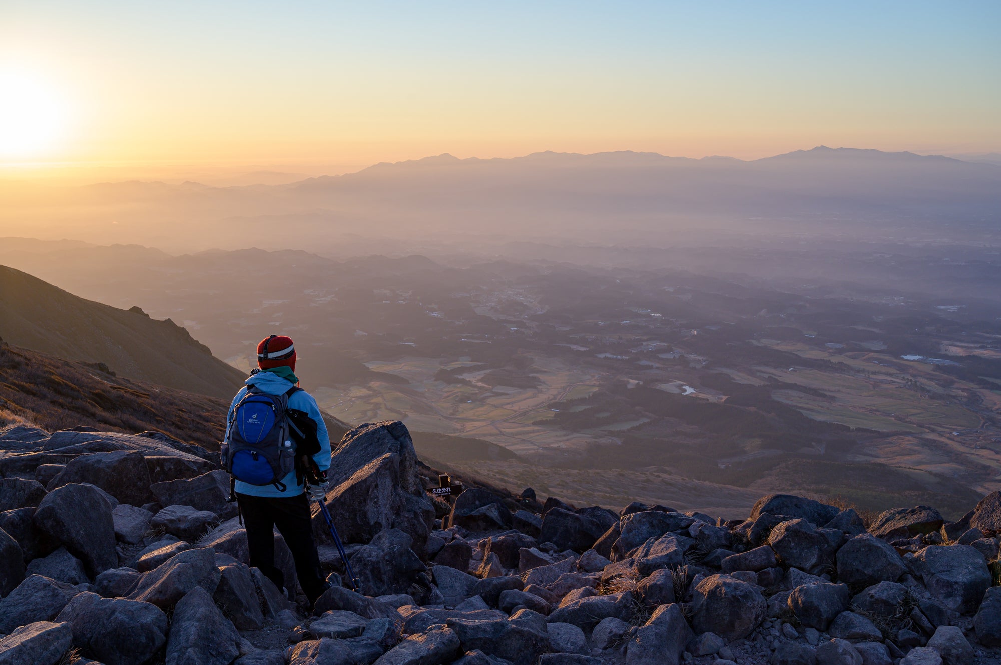 九重山登山之旅|2天1夜|健行體驗四季美麗的「九州屋脊」! 觀賞雲海的好機會! ? 入住九重高原酒店,享用美味的當地美食