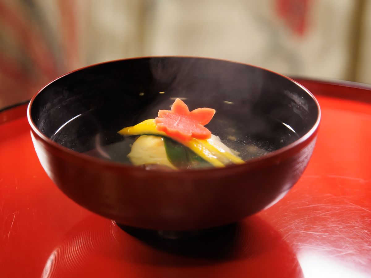 京都｜百年老舖料亭「京料理 さくらい」親授高湯體驗課（約 1.5～2 小時）