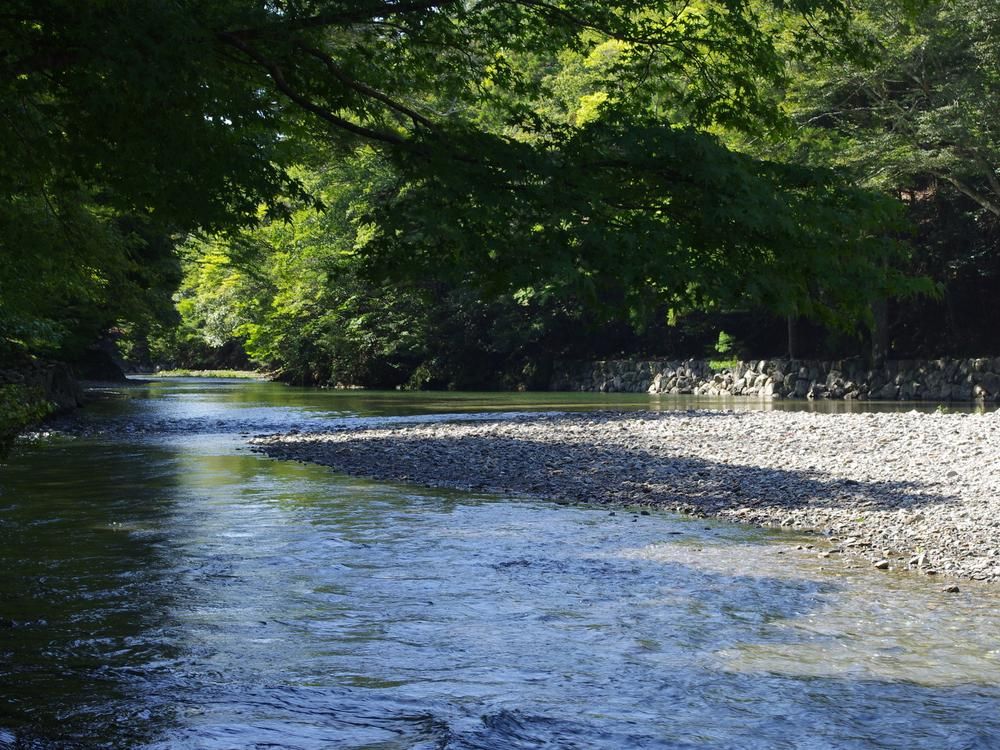 名古屋發一日巴士｜伊勢神宮・內宮參拜＋浦村牡蠣烤＆蒸吃到飽 100 分鐘＋赤福伴手禮