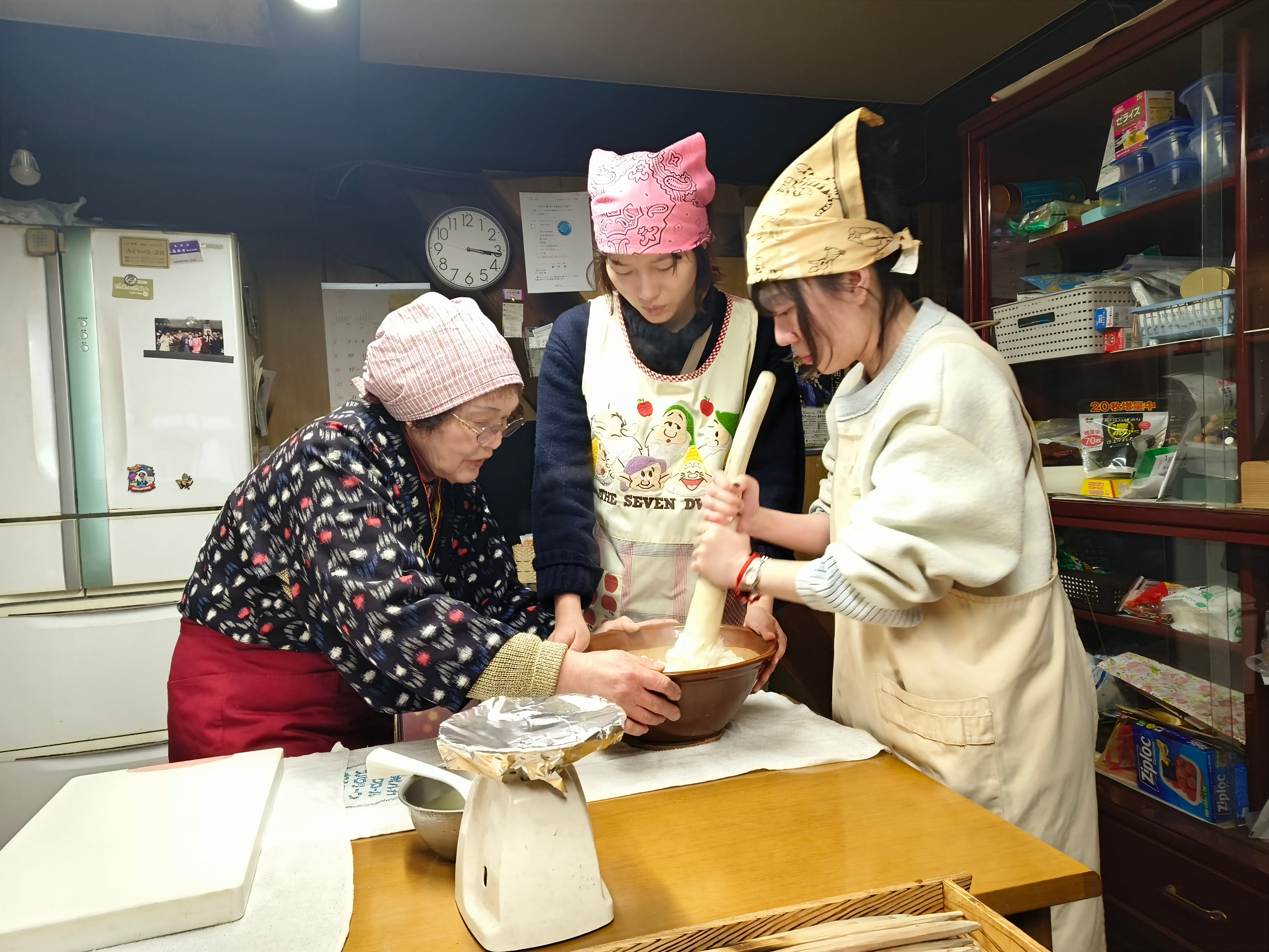 【秋田土風】火爐旁的家鄉味：秋田媽媽的烤米棒料理  ｜單堂文化體驗｜秋田縣｜在地傳統美食
