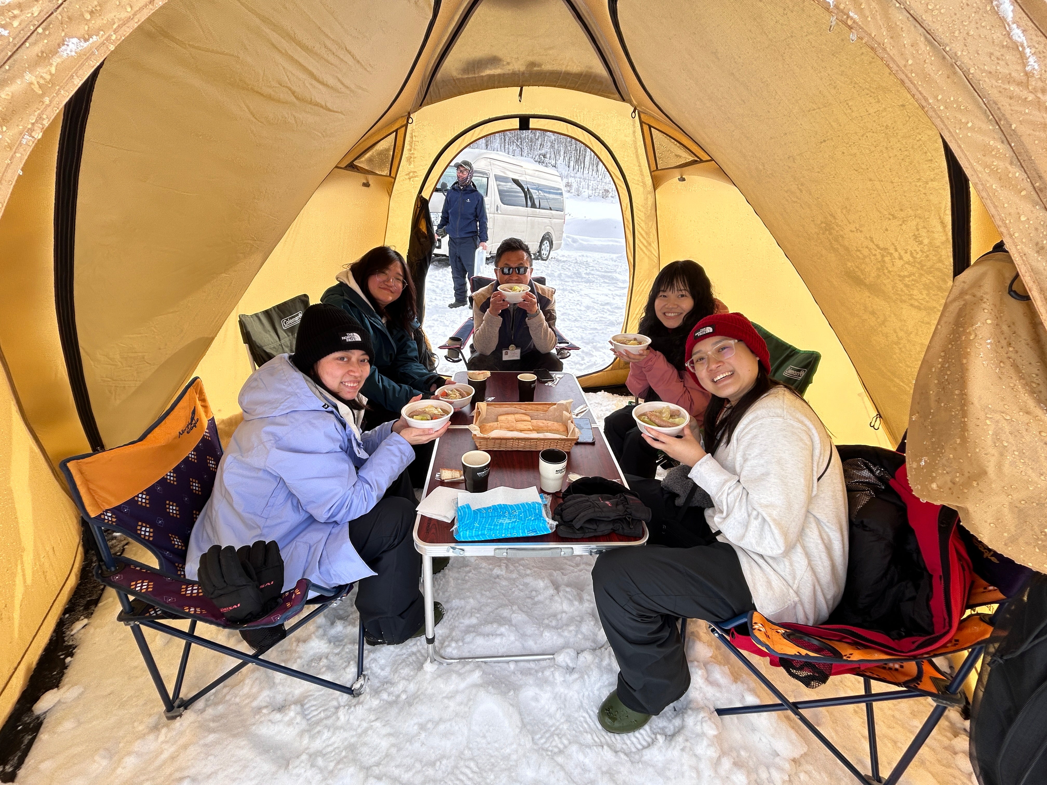 北海道｜富良野冬季限定雪下越冬高麗菜收穫體驗